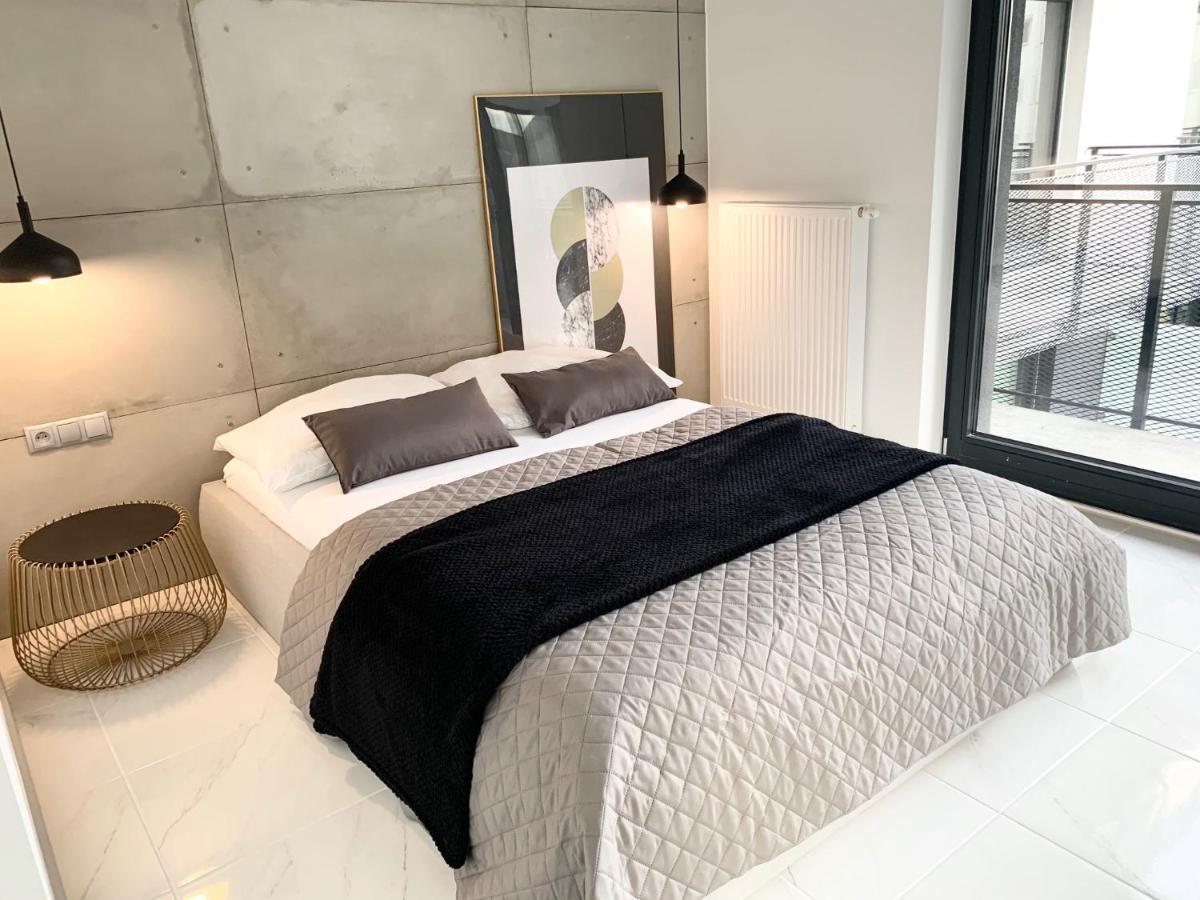 El Apartments - Antares Poznan Bagian luar foto