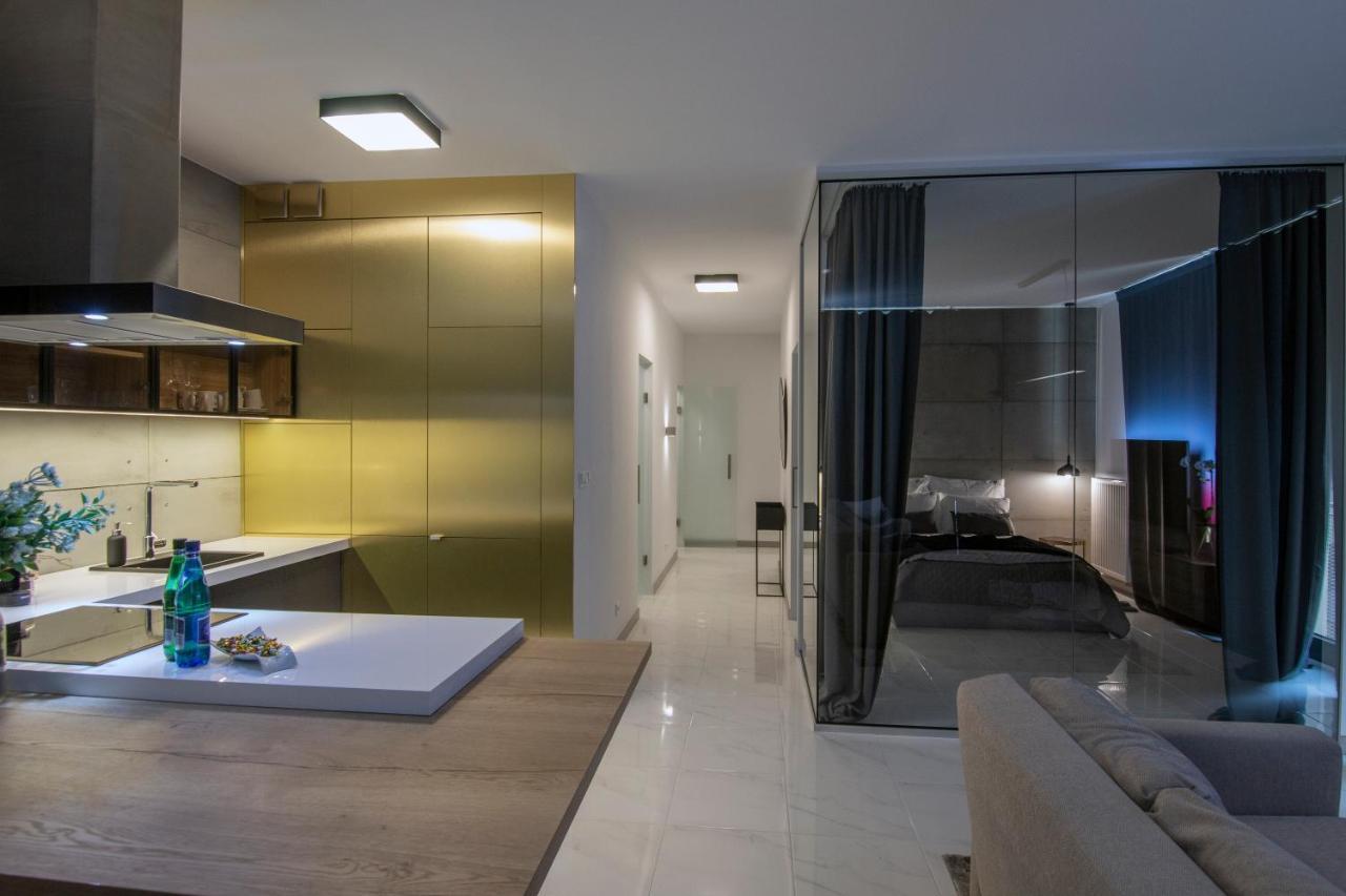 El Apartments - Antares Poznan Bagian luar foto